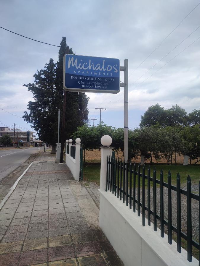 Michalos Apartments Paralía Skotínis Buitenkant foto