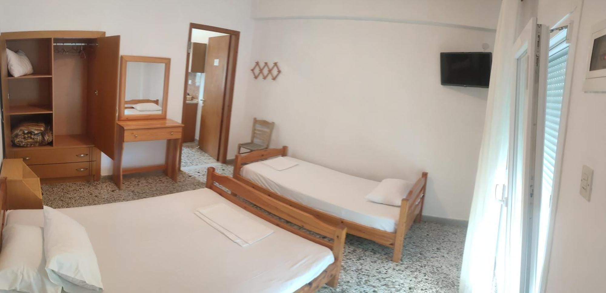 Michalos Apartments Paralía Skotínis Buitenkant foto